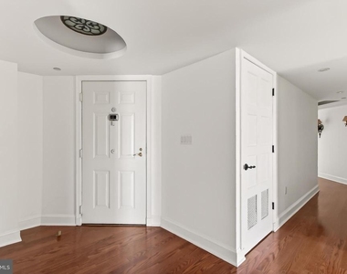 2181 Jamieson Ave - Photo Thumbnail 12