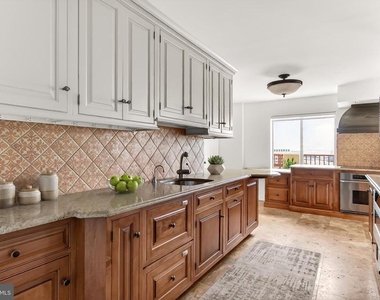 2181 Jamieson Ave - Photo Thumbnail 31