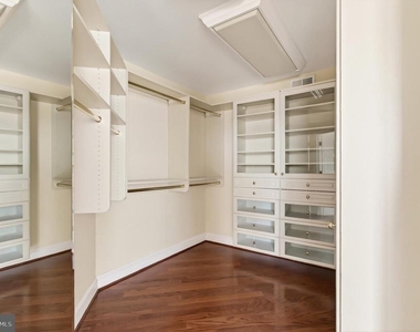 2181 Jamieson Ave - Photo Thumbnail 54