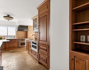 2181 Jamieson Ave - Photo Thumbnail 38