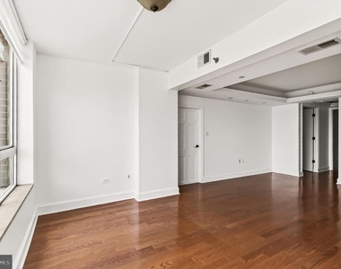 2181 Jamieson Ave - Photo Thumbnail 61