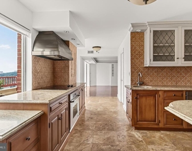 2181 Jamieson Ave - Photo Thumbnail 35