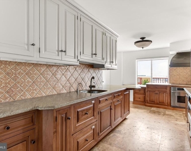 2181 Jamieson Ave - Photo Thumbnail 32