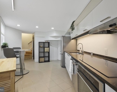 116 Commerce Street - Photo Thumbnail 31