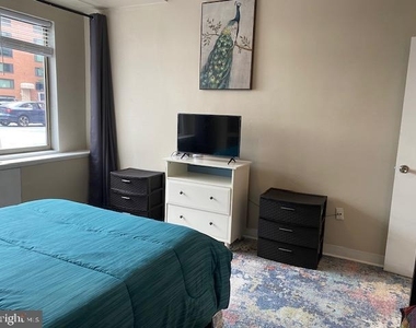 1121 Arlington Boulevard - Photo Thumbnail 10