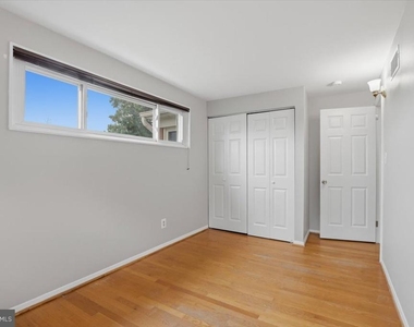 5024 8th Rd S - Photo Thumbnail 32