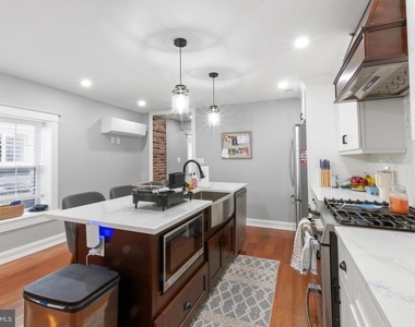 4331 Cresson Street - Photo Thumbnail 6