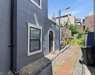 4331 Cresson Street - Photo Thumbnail 4