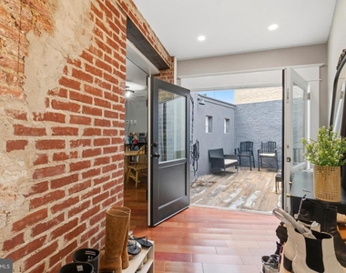 4331 Cresson Street - Photo Thumbnail 14
