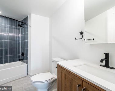 6237 Germantown Avenue - Photo Thumbnail 7