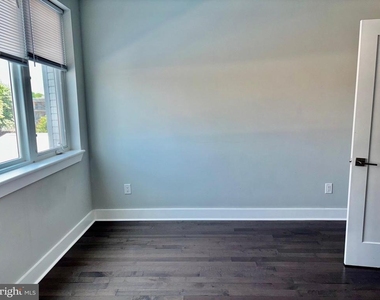 5334 Cedar Avenue - Photo Thumbnail 6