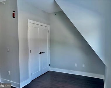 5334 Cedar Avenue - Photo Thumbnail 4