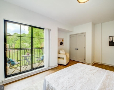 5001 Umbria Street - Photo Thumbnail 8