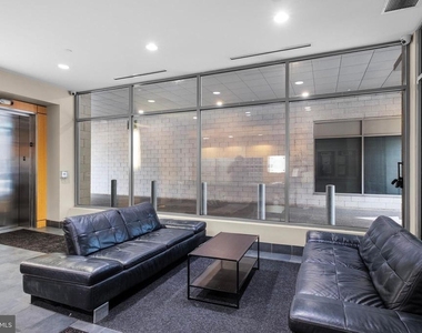 815 Arch Street - Photo Thumbnail 4