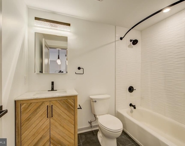 5001 Umbria Street - Photo Thumbnail 4