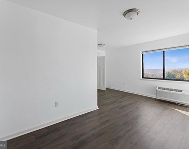 404 404 Fountain St - Photo Thumbnail 8