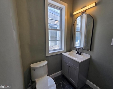 6022 Pine Street - Photo Thumbnail 8
