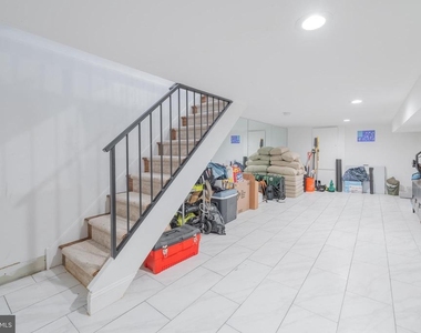 2317 E Letterly Street - Photo Thumbnail 20