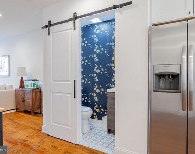 2317 E Letterly Street - Photo Thumbnail 4
