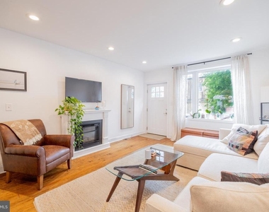 2317 E Letterly Street - Photo Thumbnail 2