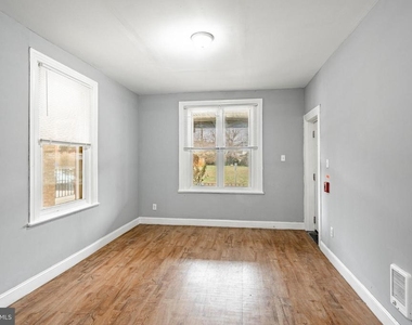 5323 Angora Terrace - Photo Thumbnail 13