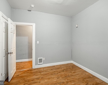 5323 Angora Terrace - Photo Thumbnail 7