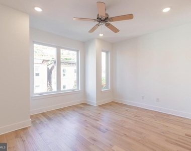 2406 W Master Street - Photo Thumbnail 20
