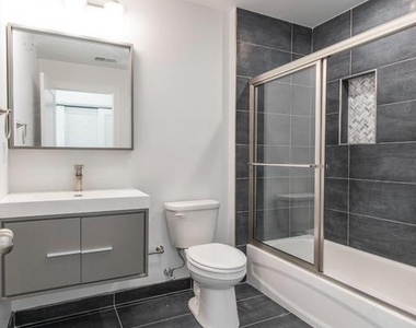 2406 W Master Street - Photo Thumbnail 6