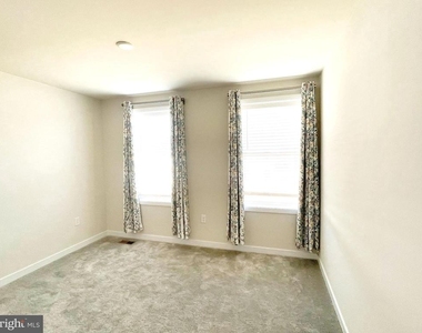 224 Lilac Street - Photo Thumbnail 19