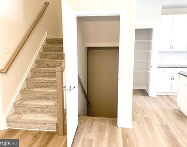 224 Lilac Street - Photo Thumbnail 10