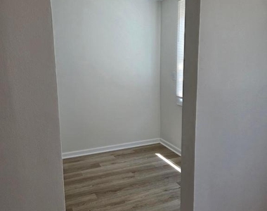 1315 Harshaw Road - Photo Thumbnail 9
