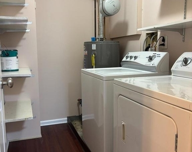 303 Mountainview Drive - Photo Thumbnail 14