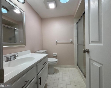 303 Mountainview Drive - Photo Thumbnail 21