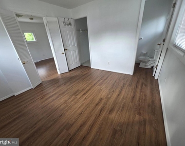 513 W Butler Avenue - Photo Thumbnail 5