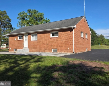 513 W Butler Avenue - Photo Thumbnail 14