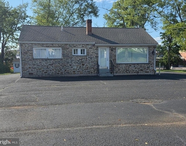 513 W Butler Avenue - Photo Thumbnail 7