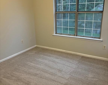 1807 Diamond Drive - Photo Thumbnail 13
