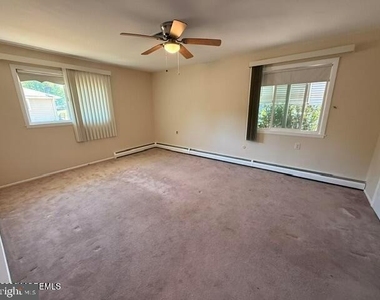 159 Ft De France Avenue - Photo Thumbnail 14