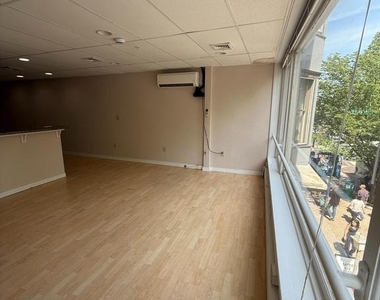 80-84 Nassau Street - Photo Thumbnail 8