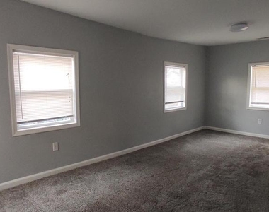 127 Cove Road - Photo Thumbnail 9