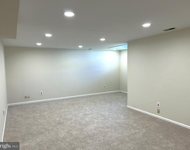 339 Society Hill - Photo Thumbnail 35
