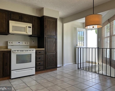 339 Society Hill - Photo Thumbnail 12