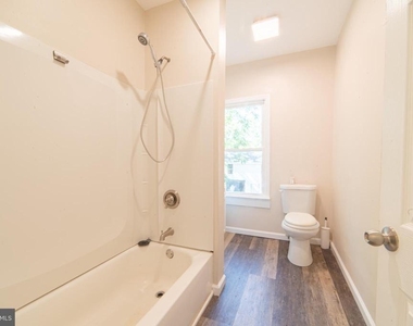 730 E Montrose Street - Photo Thumbnail 11