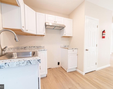 730 E Montrose Street - Photo Thumbnail 7
