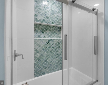 119 N Cambridge Avenue - Photo Thumbnail 11