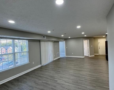 6900 Saint Ignatius Drive - Photo Thumbnail 14