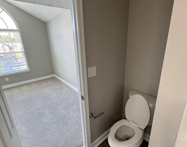 6900 Saint Ignatius Drive - Photo Thumbnail 25