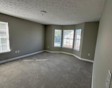 6900 Saint Ignatius Drive - Photo Thumbnail 18