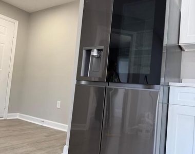 6900 Saint Ignatius Drive - Photo Thumbnail 3