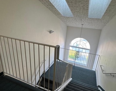 6900 Saint Ignatius Drive - Photo Thumbnail 38